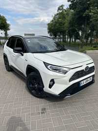 Toyota Rav 4 2020 рік