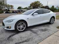 2015 Tesla Model S