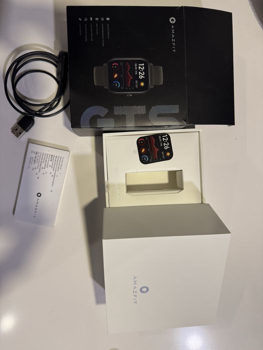 Smartwhatch amazefitt GTS preto