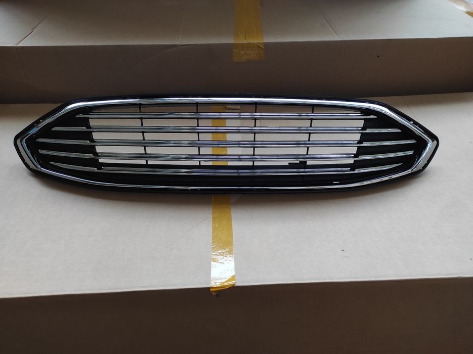 Решетка радиатора Ford Fusion 2017 2018