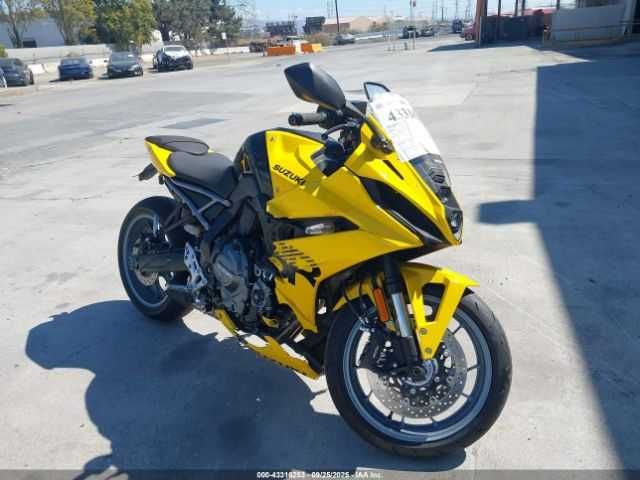 Suzuki GSX 800 F 2024