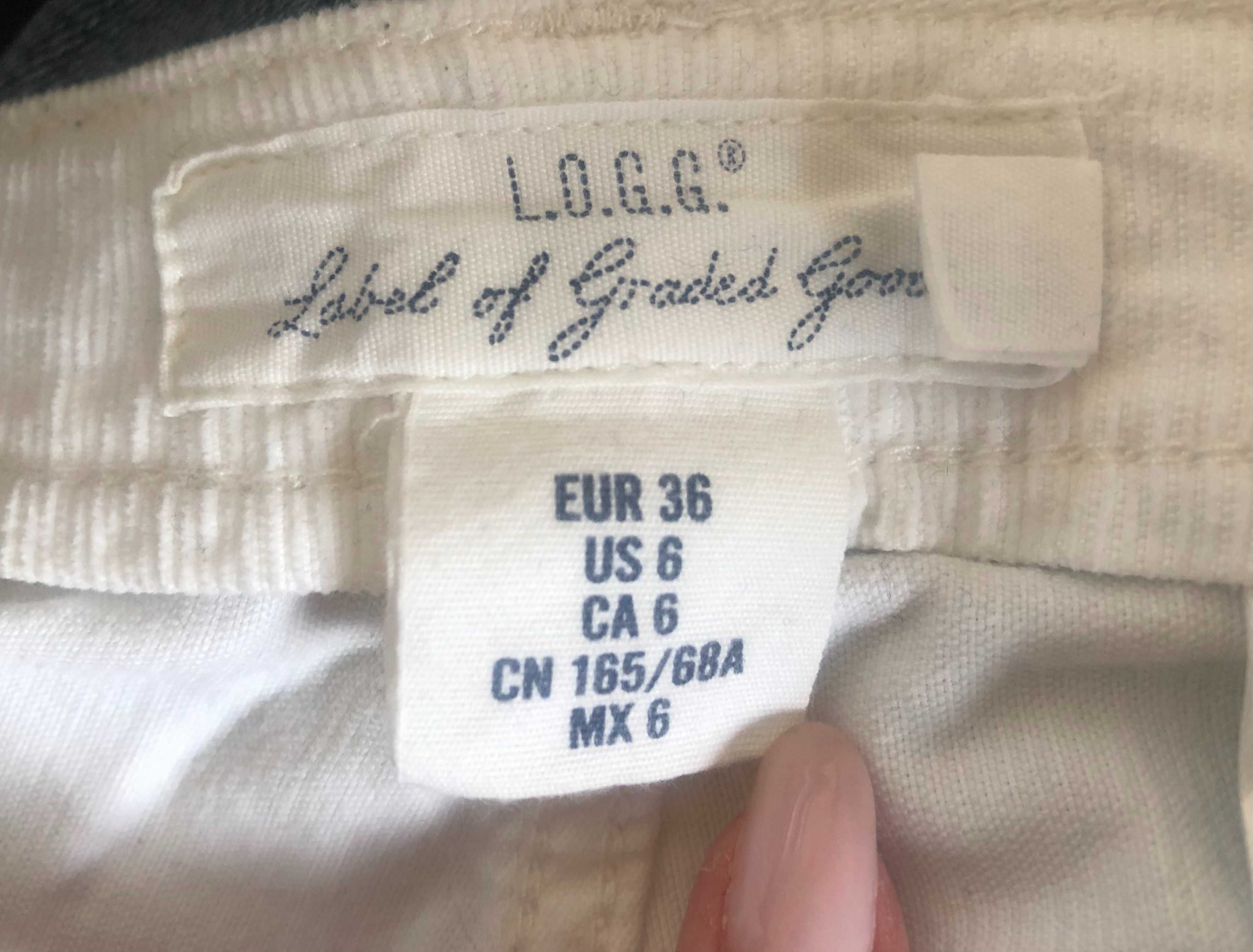 Białe spodnie sztruksowe z kieszeniami rozm. 36 H&M