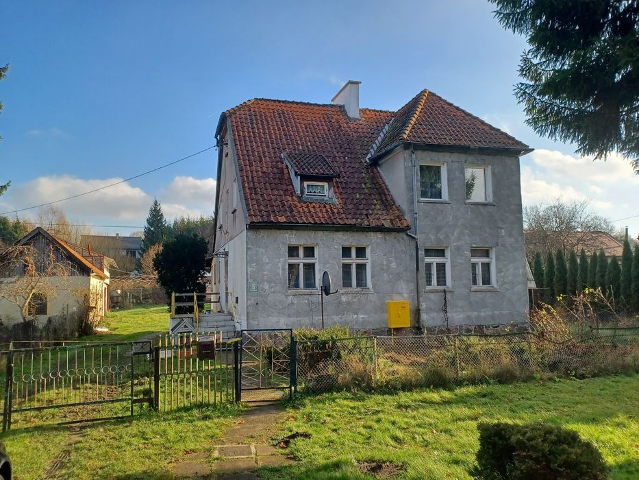 Sprzedam pół domu-parter