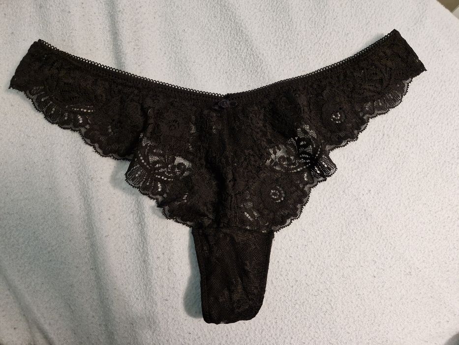 Cueca tanga renda preta