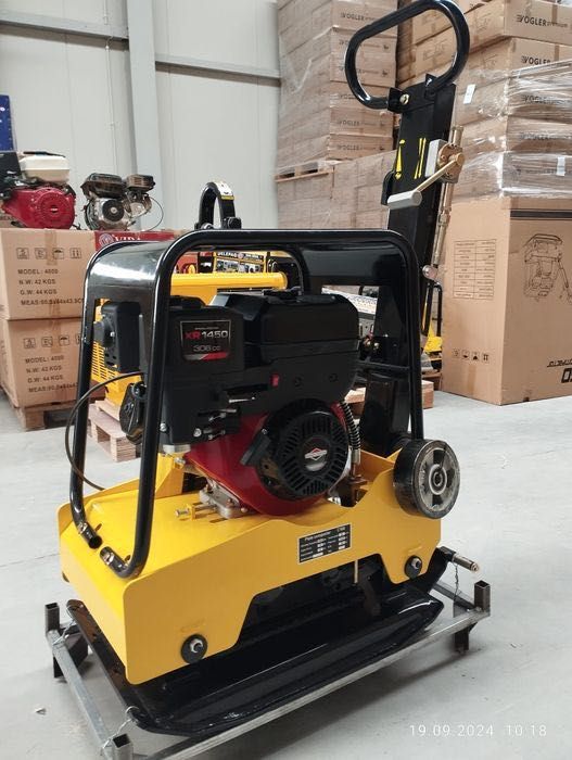ZAGĘSZCZARKA PŁYTOWA Gruntu AGM-POL C330 Briggs&Stratton 1450XR 200kg