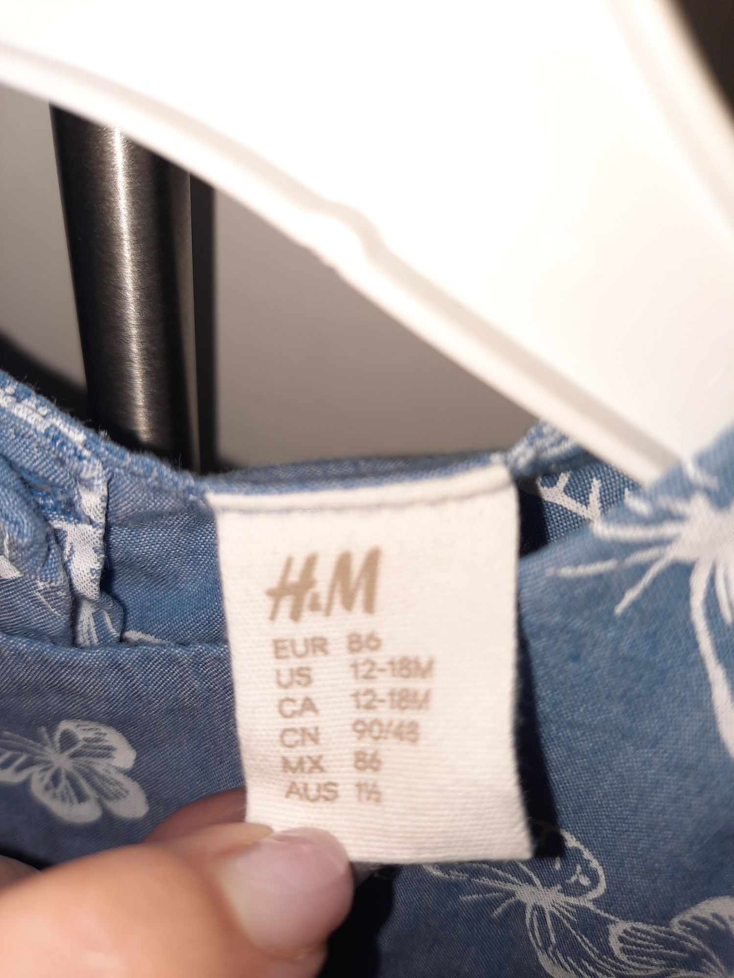 Sukienka  marki H&M 86