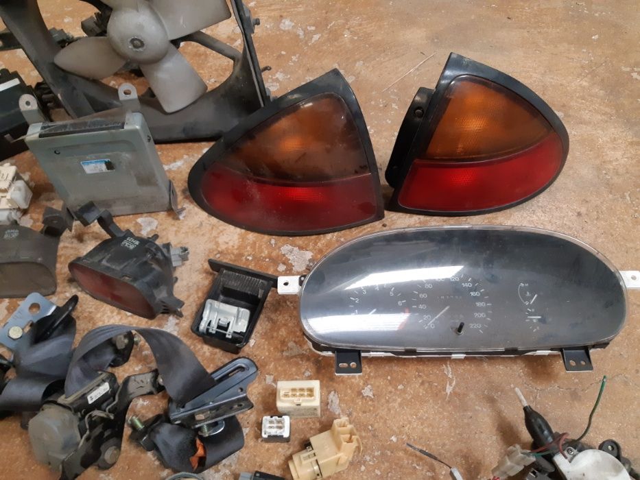 Peças usadas mazda 323