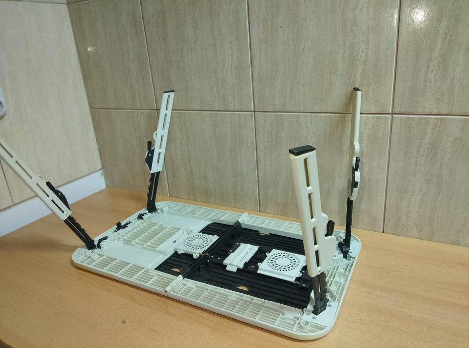 Podstawka chłodząca stolik pod laptopa 55x30x30 cm