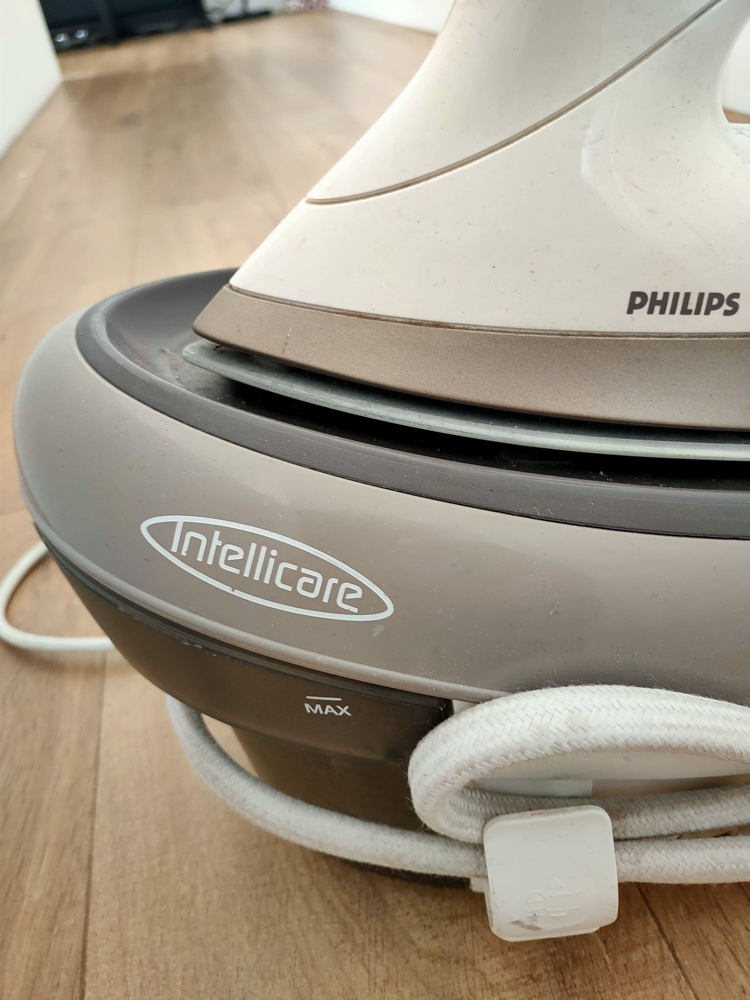 Żelazko z generatorem pary Philips