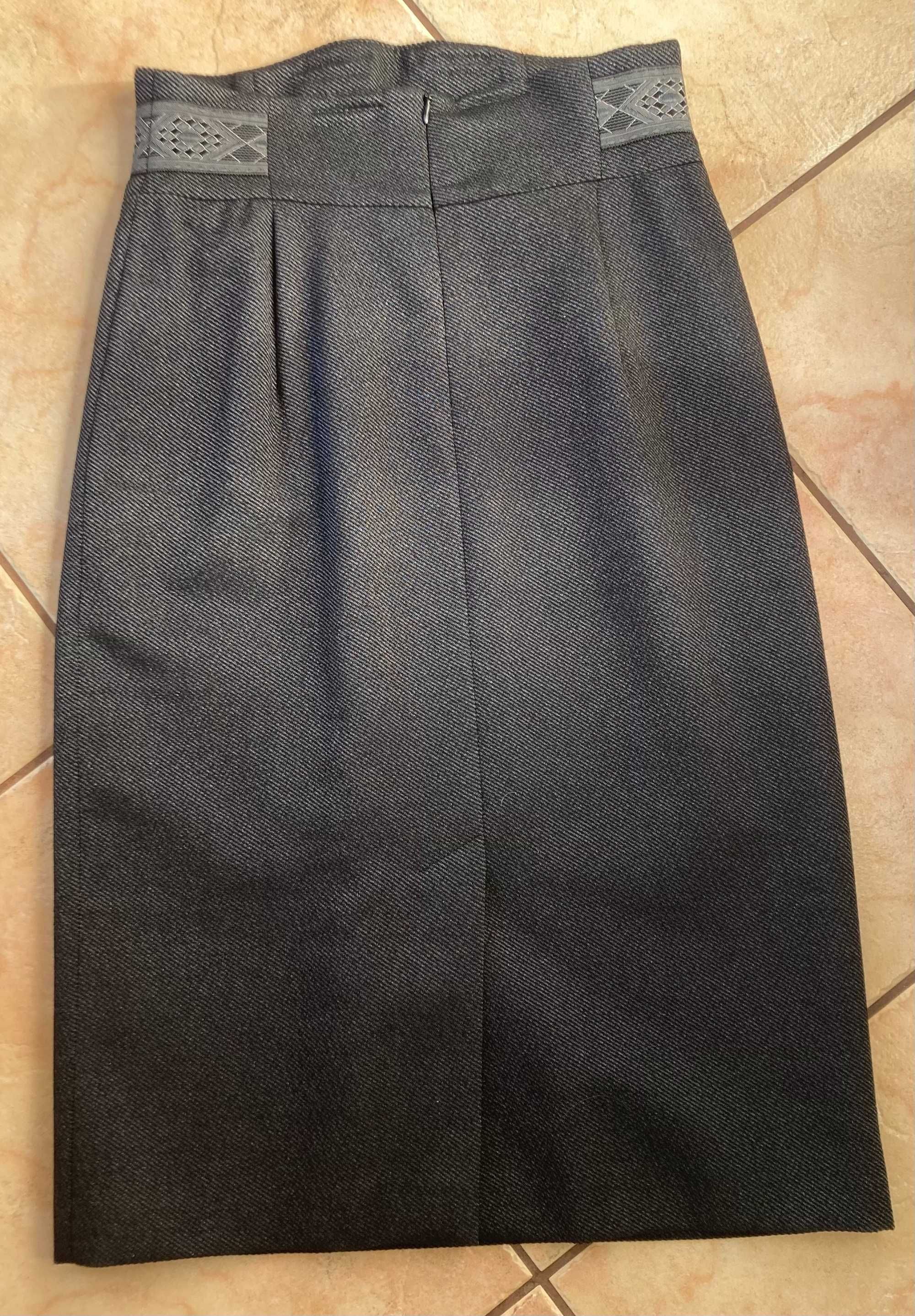 NIENOSZONA elegancka spódnica, Monnari, 38, 85 zł