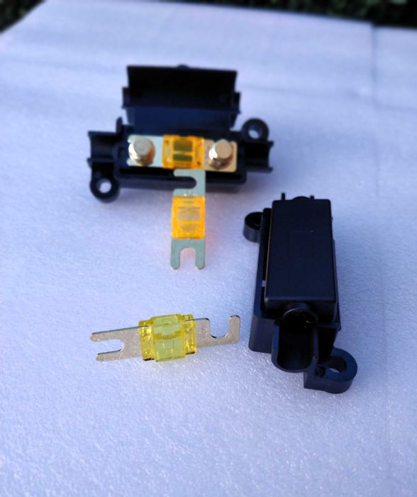 Porta-fusíveis e Fusíveis de 20/30/40/50/60/80/100 Amp