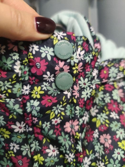 Тепленька желетка/ безрукавка 128р.