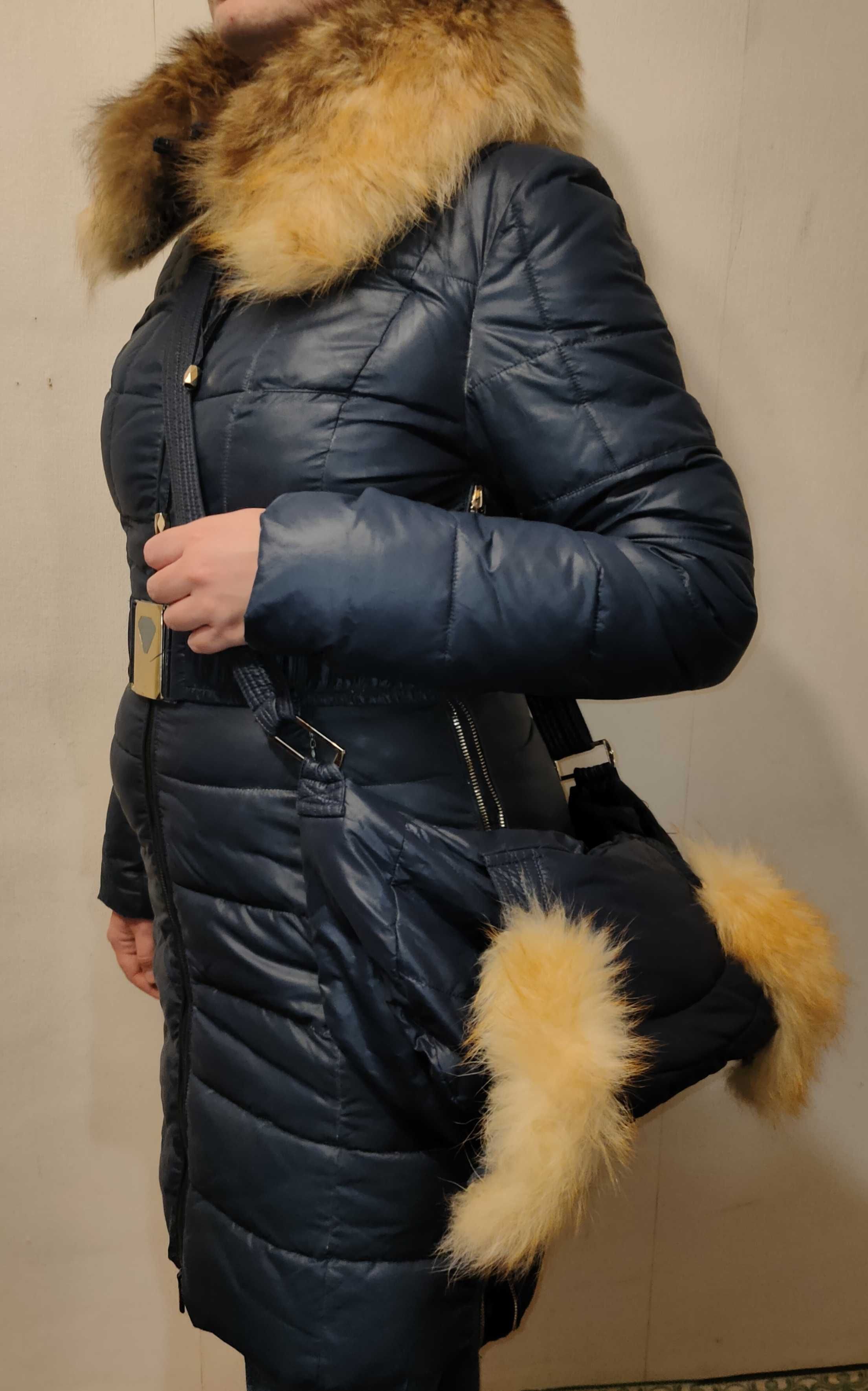 Пуховик женский зимний с сумкой