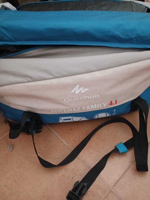 Tenda de campismo com 2 quartos