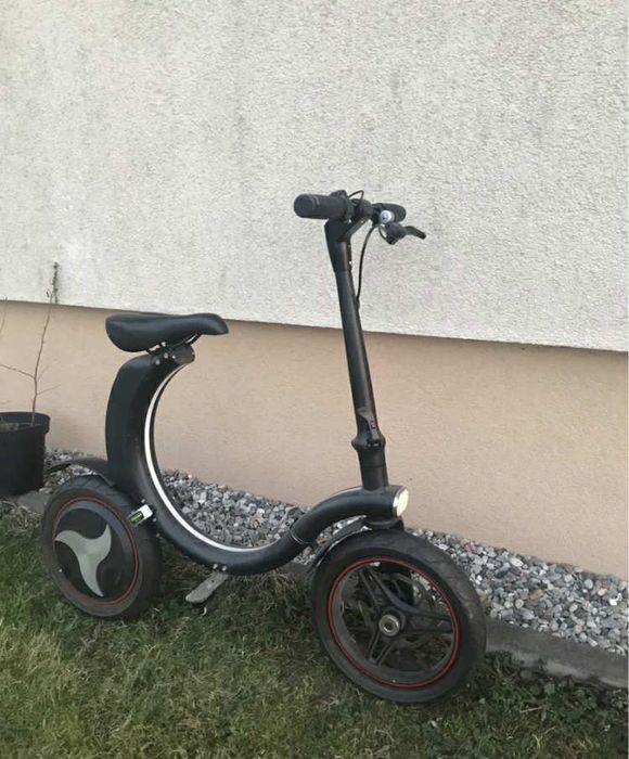 Hulajnogi elektryczne firm Pionier i Blaupunkt.Unikatowe z siedziskiem