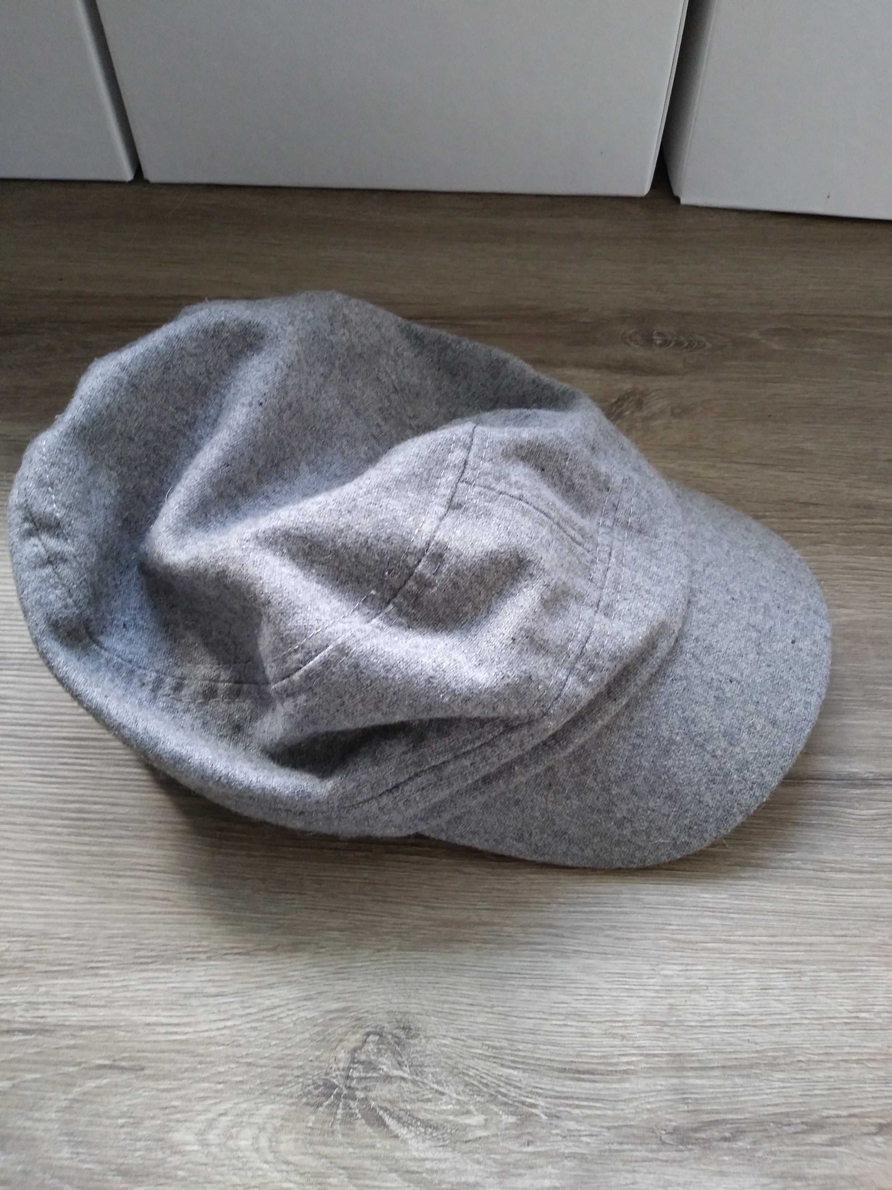 czapka z daszkiem szara