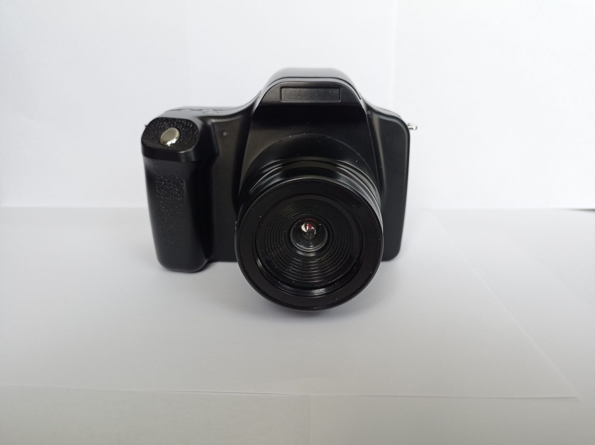 Digital Camera Zoom