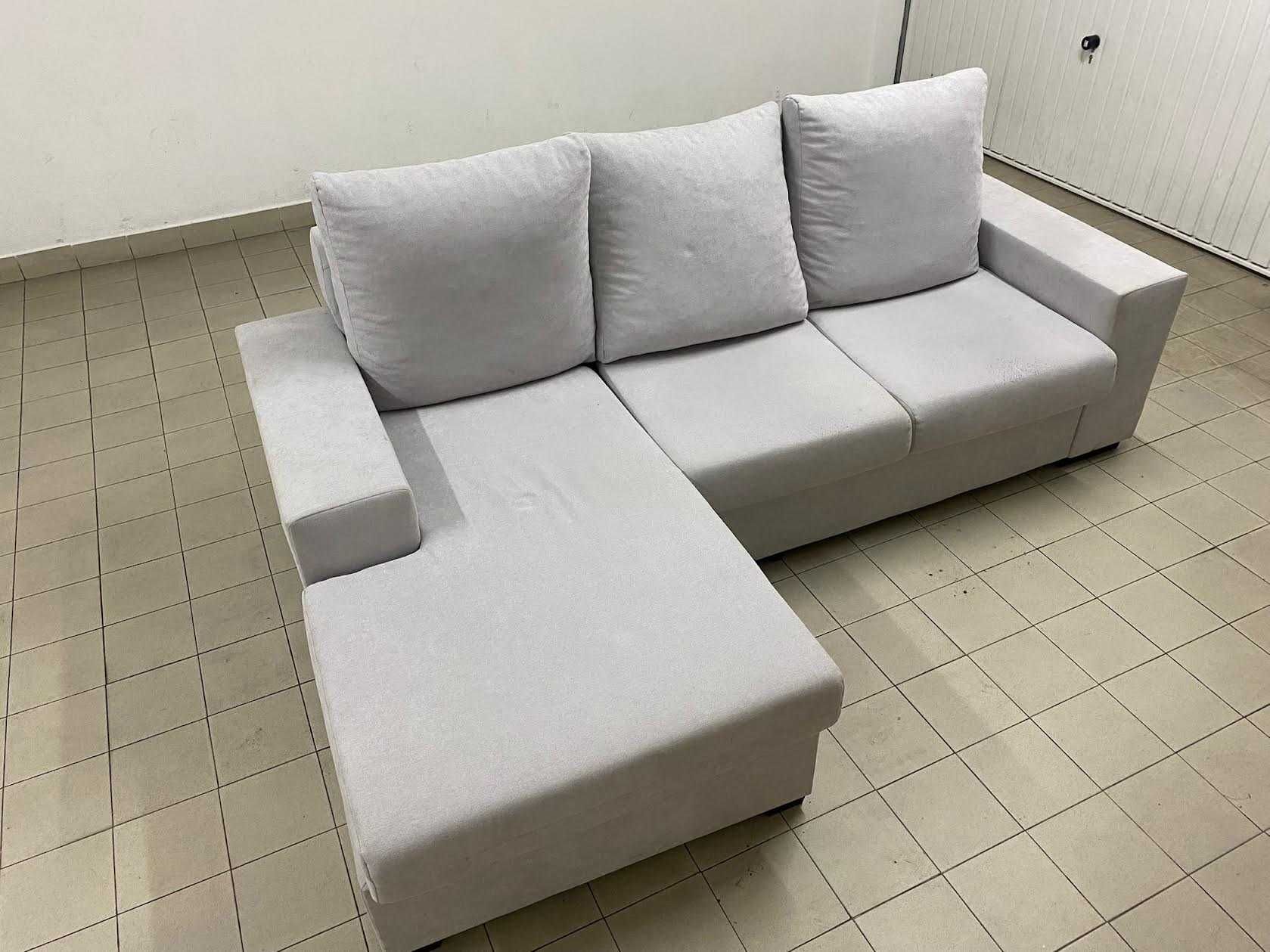 Sofá de 3 Lugares com Chaise Longue Reversível