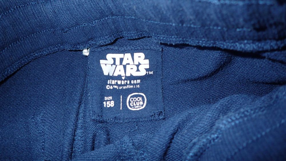 Spodnie chłopięce dresowe STAR WARS Cool Club rozm. 158