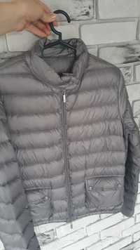 Puchowa Kurtka Moncler