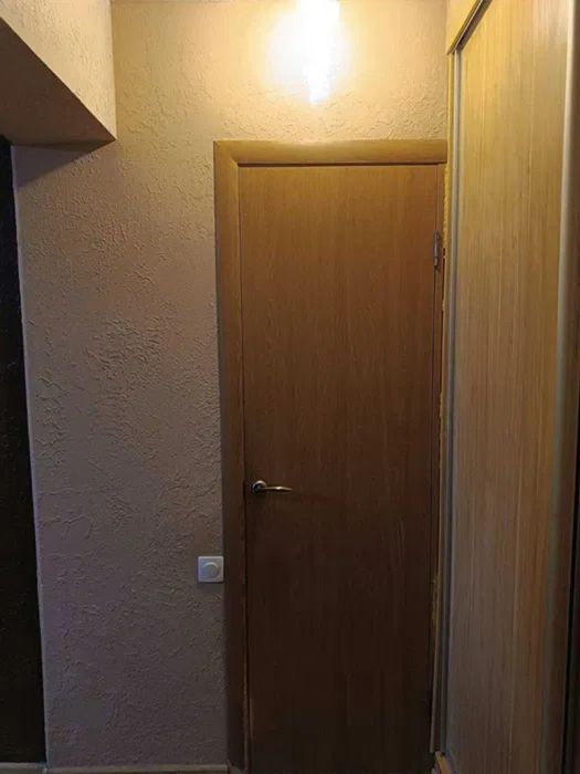 Продам чудову двокімнатну квартиру біля Епіцентру.