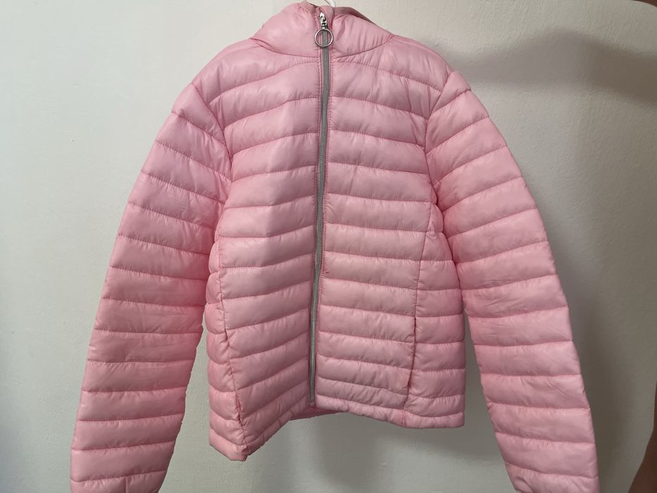 Рожева куртка для дівчинки 10-12 років
