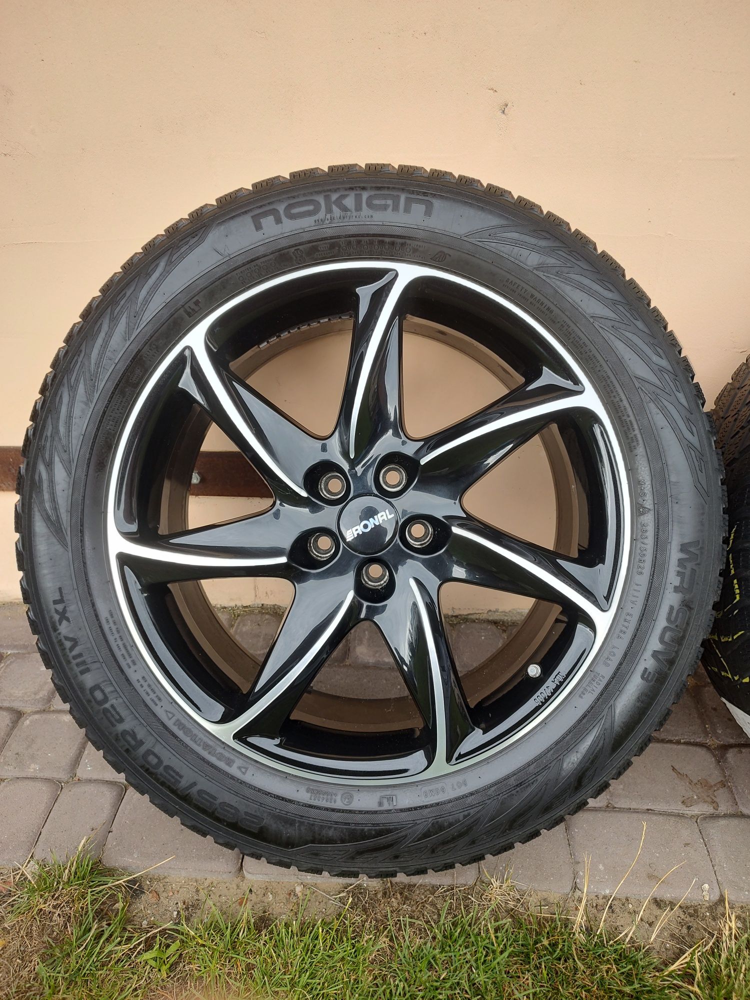 Alufelga INFINITI QX70s 20 cali inne modele o rozstawie5x114,3