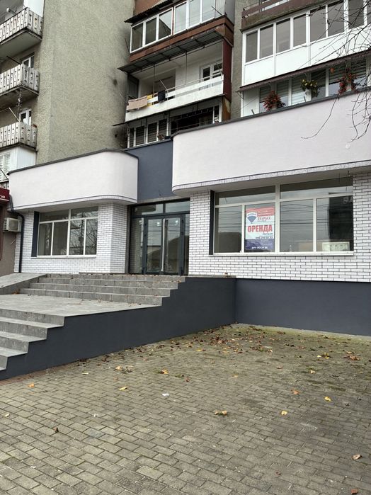 Оренда комерційного приміщення в центрі Тячева