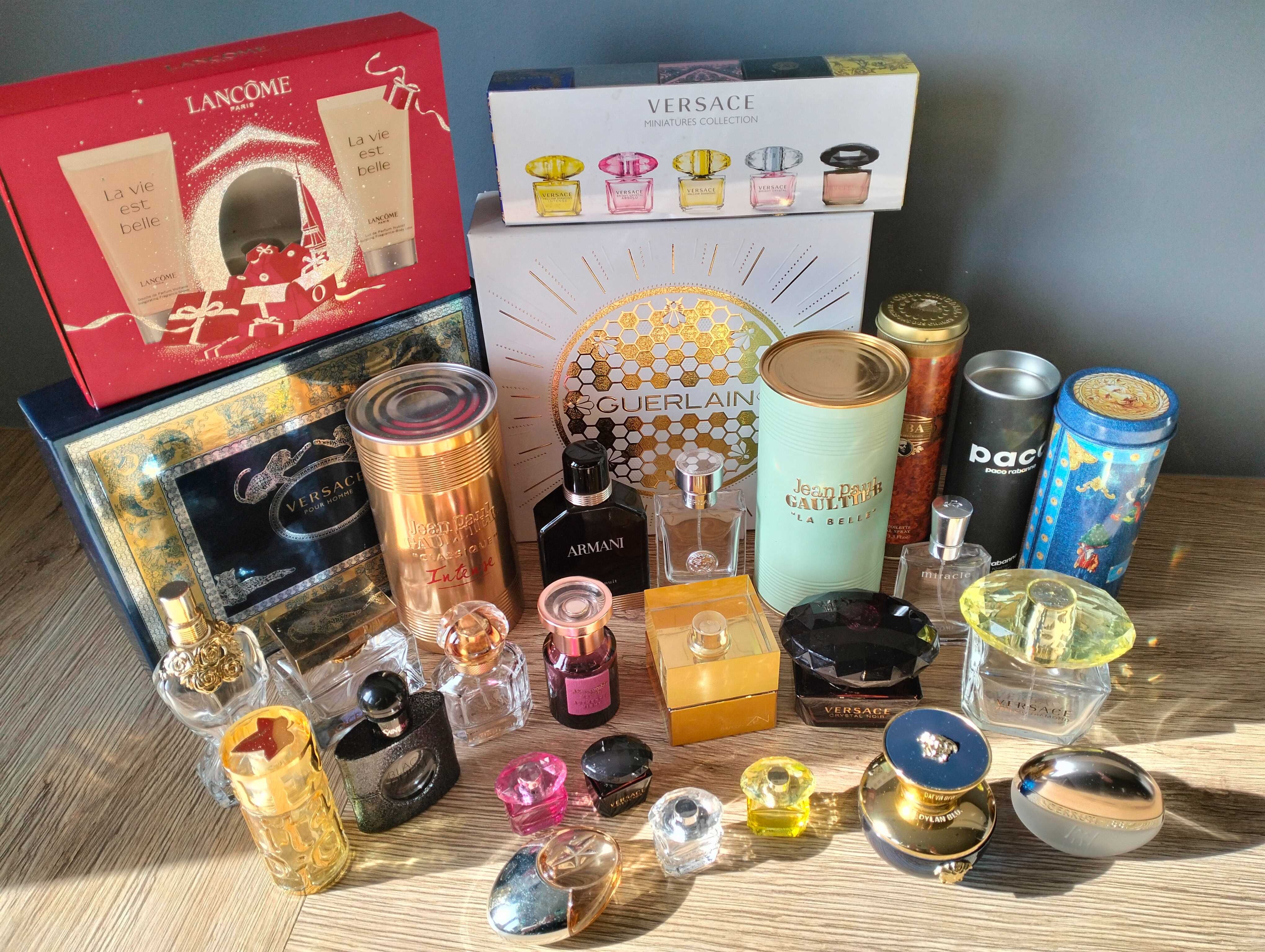 Buteleczki po perfumach 19szt, pudełka- oryginalne