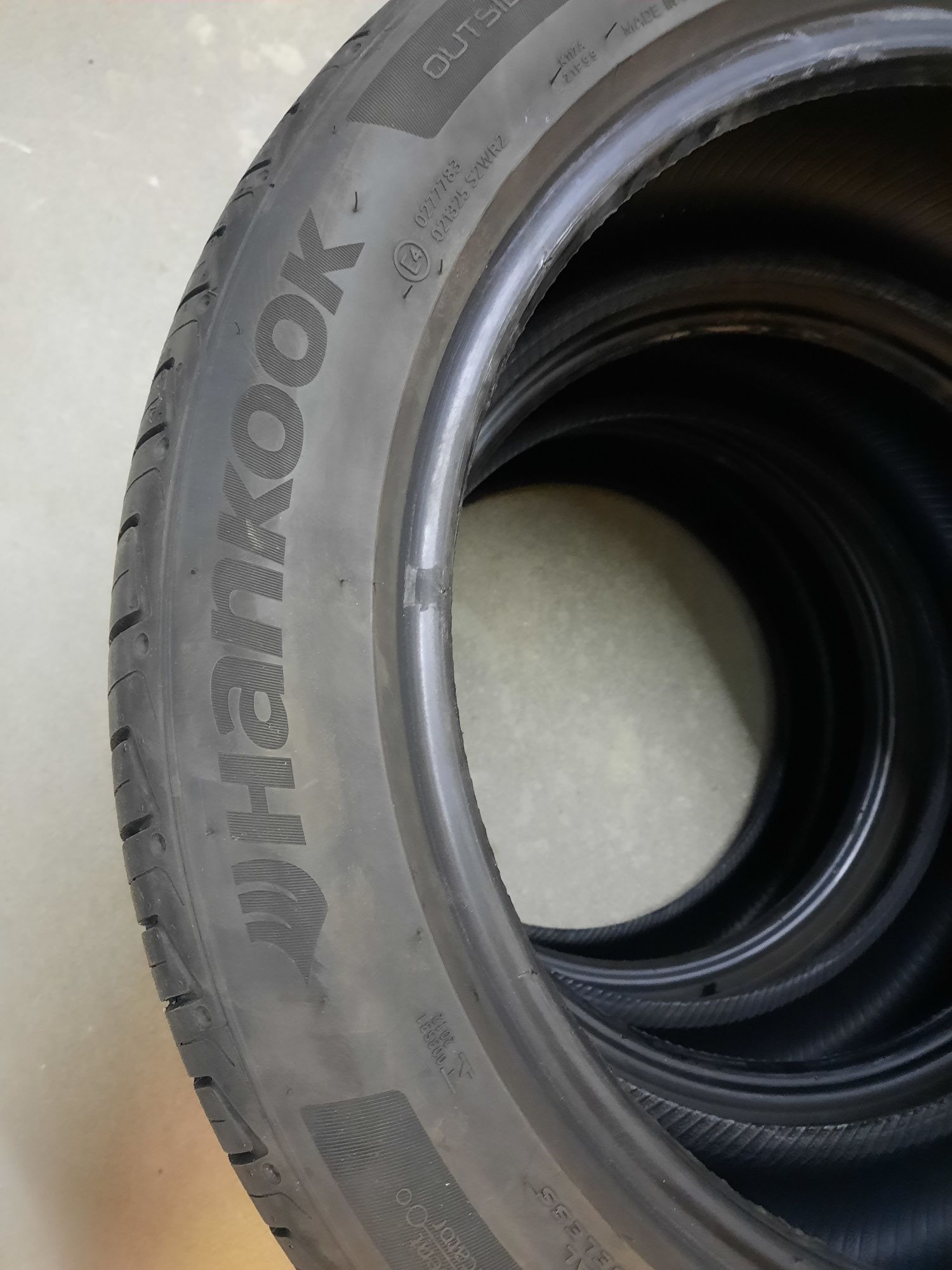 Hankook Ventus S1 evo2 SUV 235/50 R19