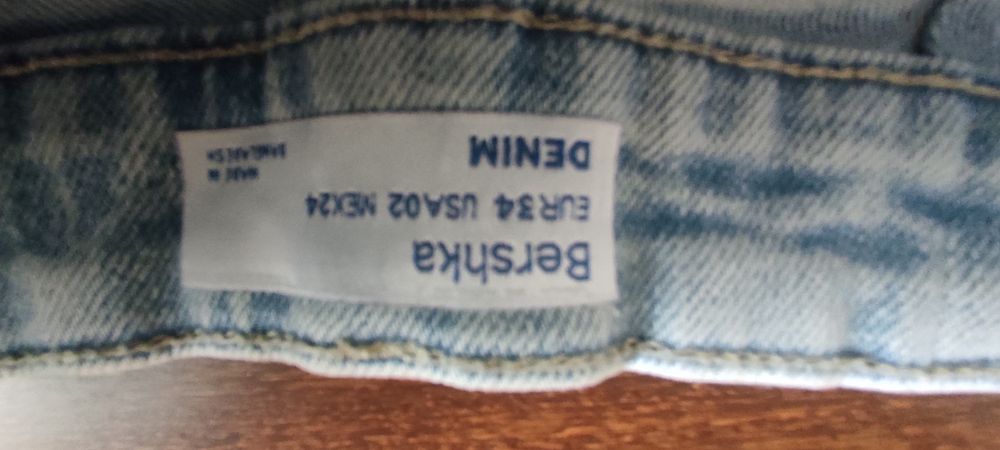 Calções de ganga de rapariga