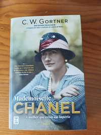 Livro Mademoiselle Chanel