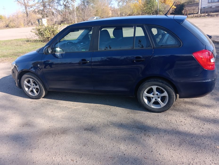 Продам Шкода фабія 1,2