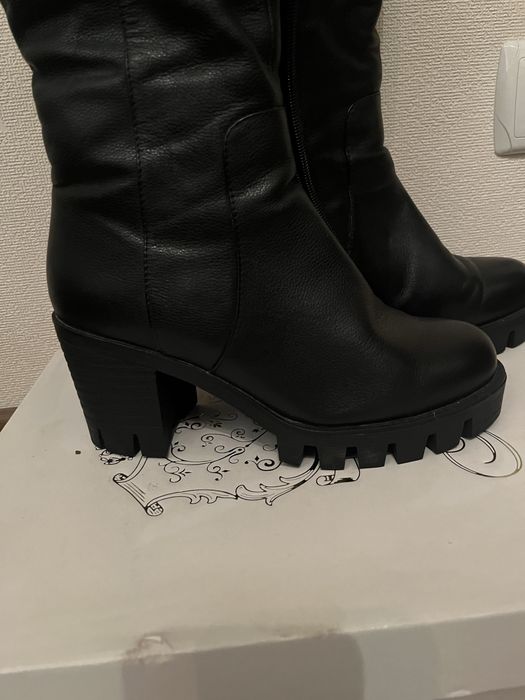 Жіночі зимові сапоги Vitto Rossi, 39р,стан нових, натур шкіра, цегейка