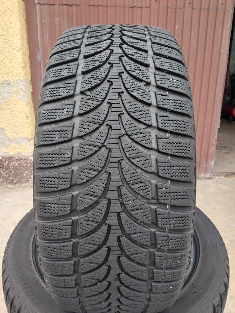 шини зимові 255.50R20. BRIDGESTONE BLIZAK