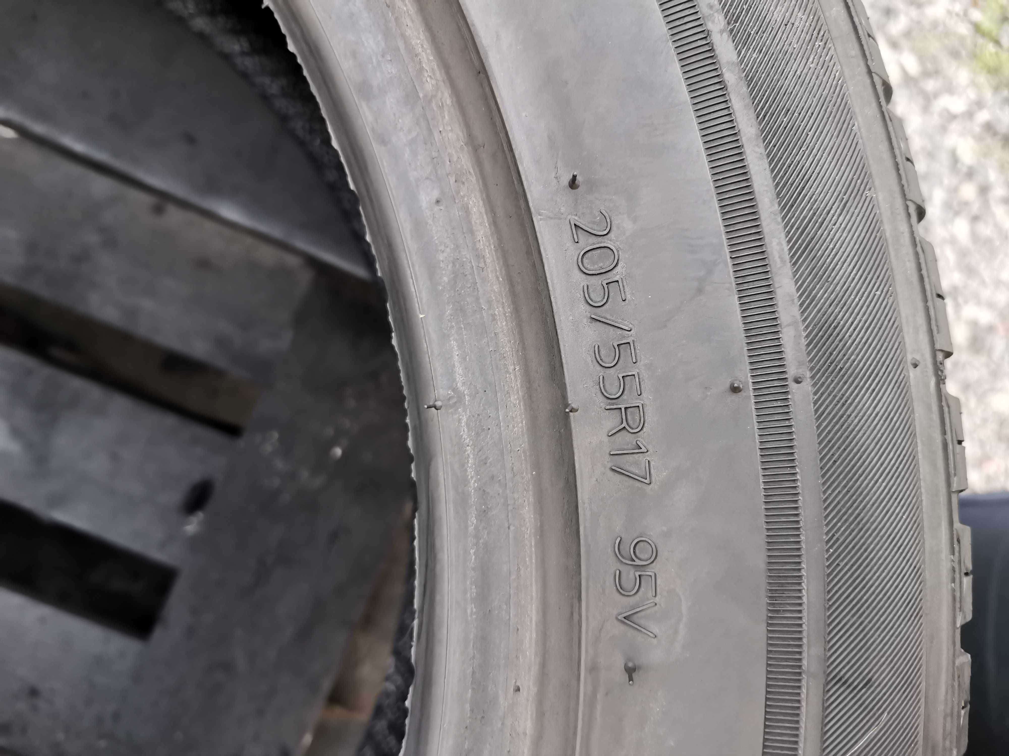 zima/wielosezon Hankook 205/55/17 z 2019r 6.7mm 2szt