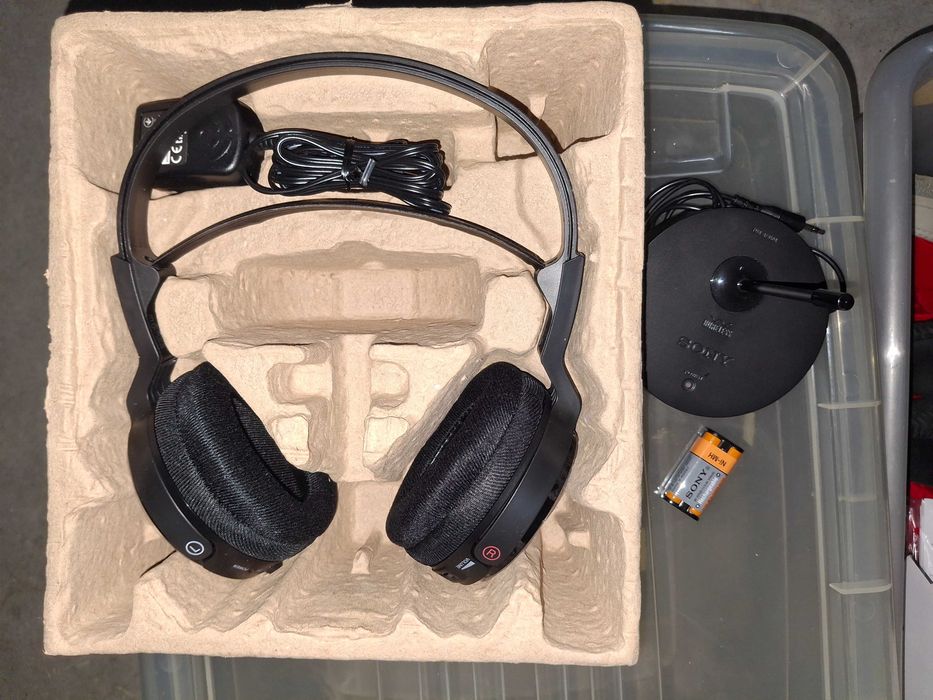 Fones Wireless Black RF, Sony MDRRF811RK