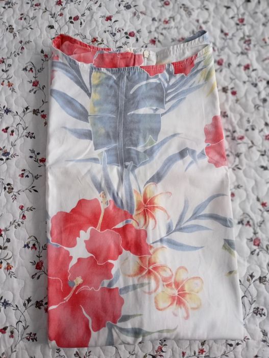 Vestido manga cava florido