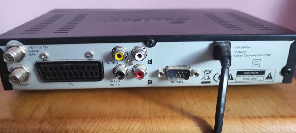 Тюнер EUROSKY ES-4050.