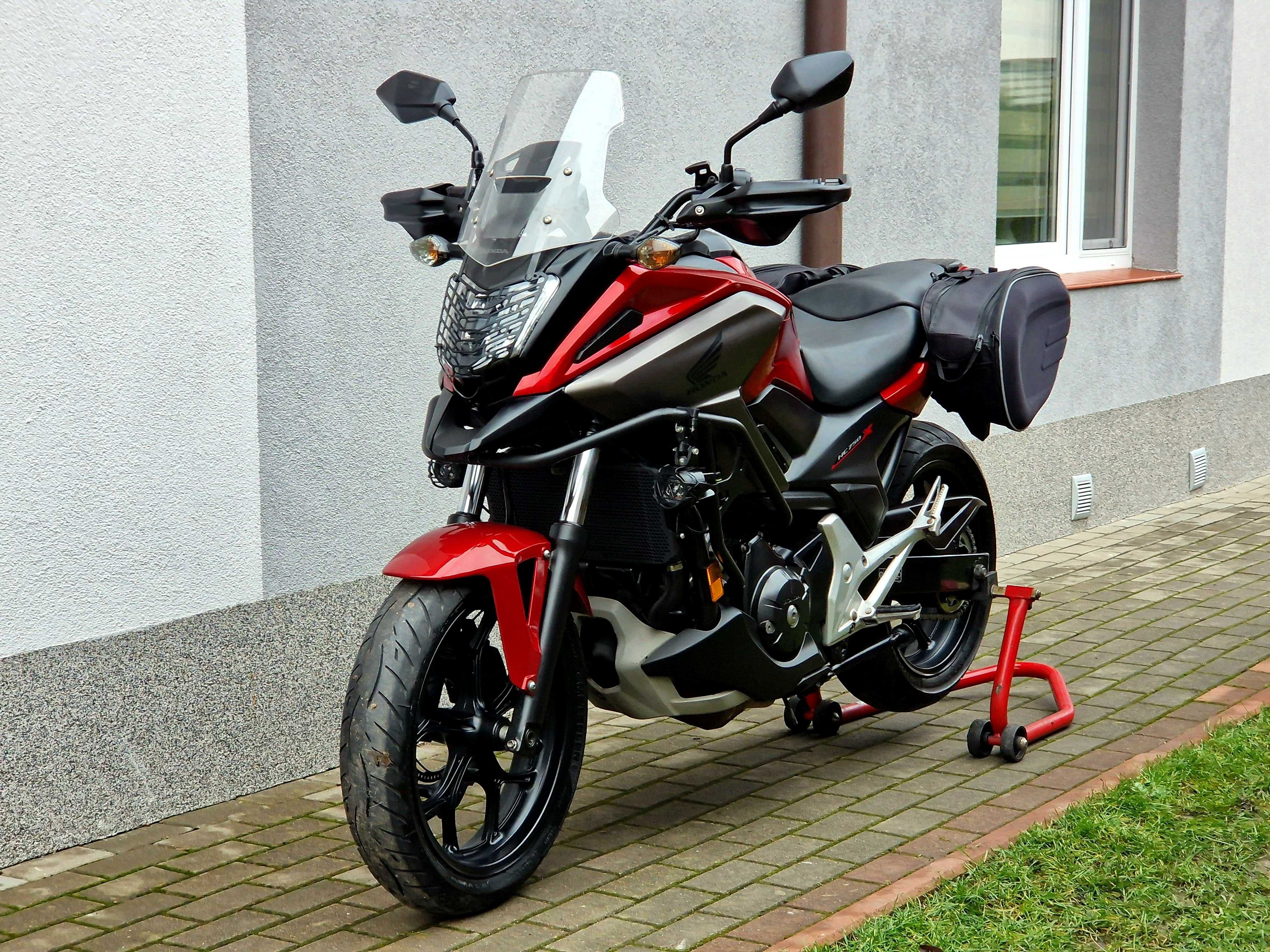 Honda nc 750x dct