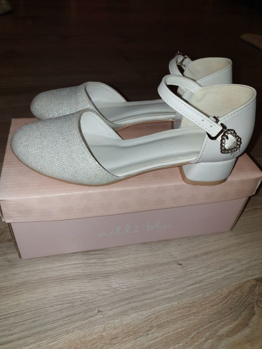 Buty na komunie dla dziewczynki rozm. 34