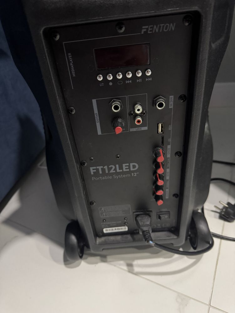 Колонка мобильная bluetooth 15'' 800в uhf  акамуляторная