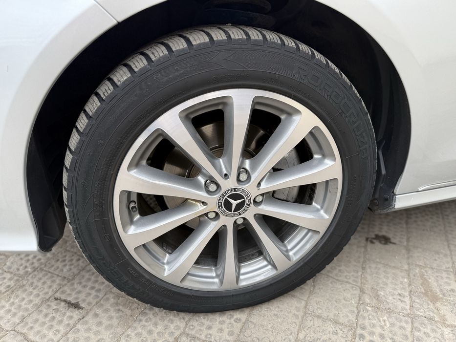 Mercedes Benz E class W212 FL