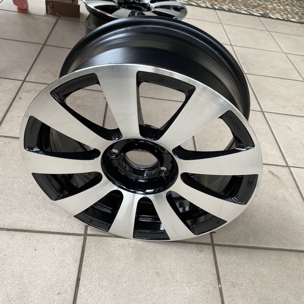 4xFelgi Mercedes 16” 5x112 Nowy lakier CNC Audi VW Passat Golf A4 A6