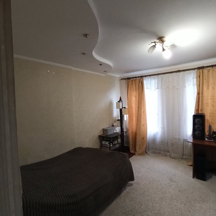 Продам будинок в центрі міста або обмііняю на 2-х кімнатну квартиру +