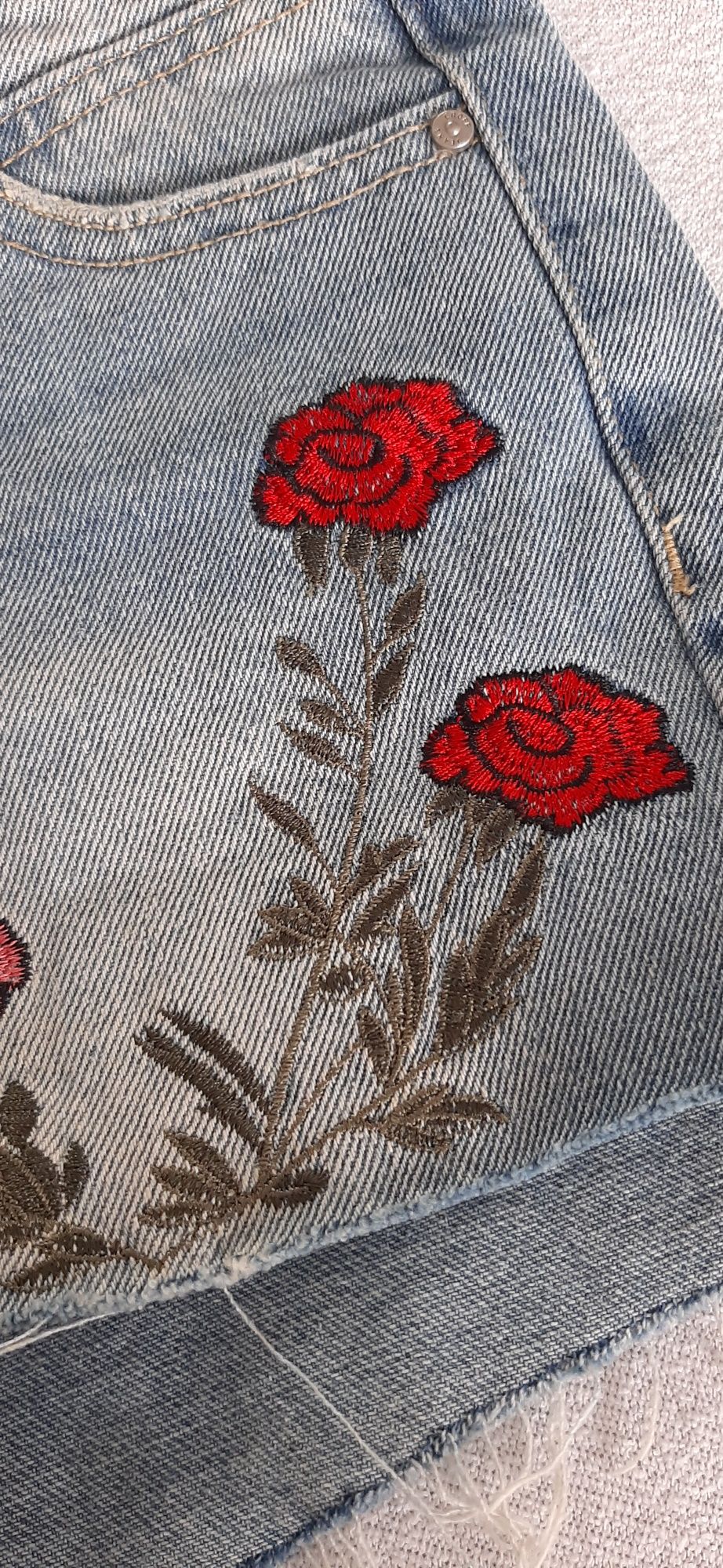 Krótkie spodenki jeansowe