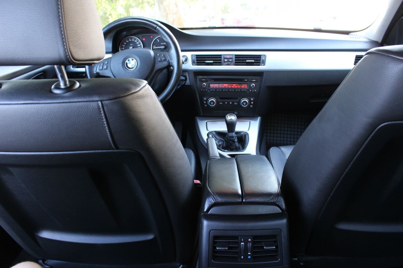 BMW E90 320D vendo