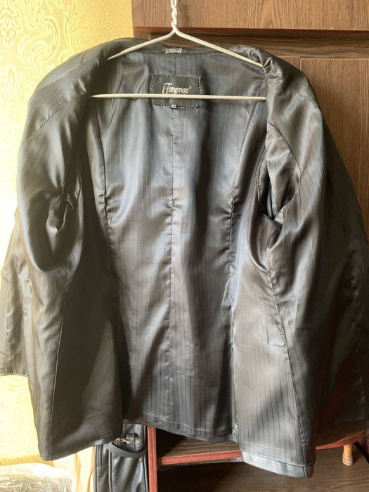 Пиджак кожаный женский   50-52раз.