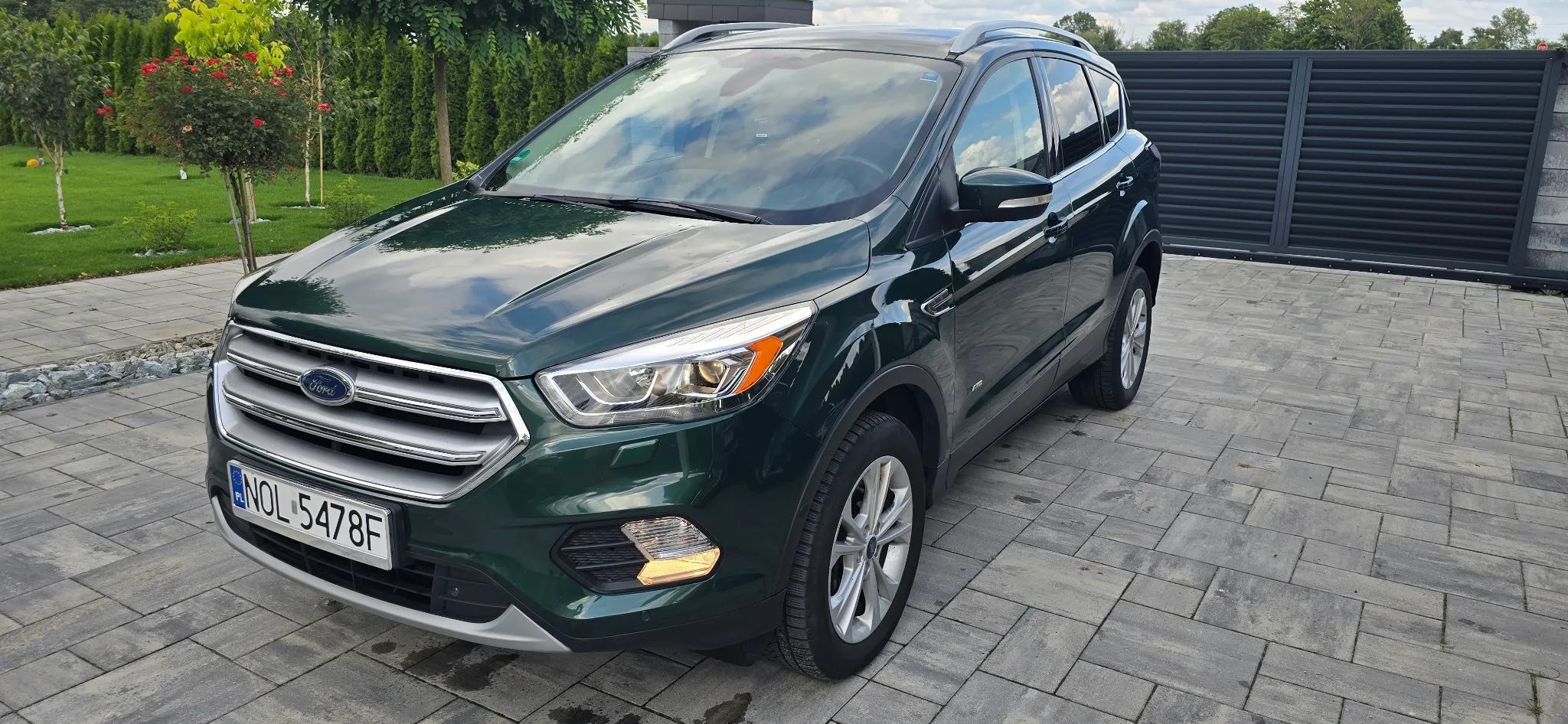 Ford Kuga 100%BEZWYPADKOWY Tylko 122.000 KM Duża Nawigacja AUTOMAT z Niemiec