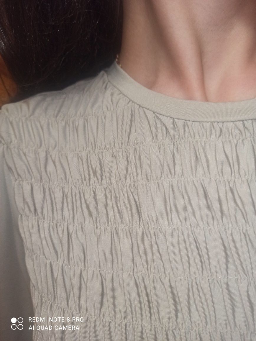 Платья Zara бежевое разм 14 /Розовое XS